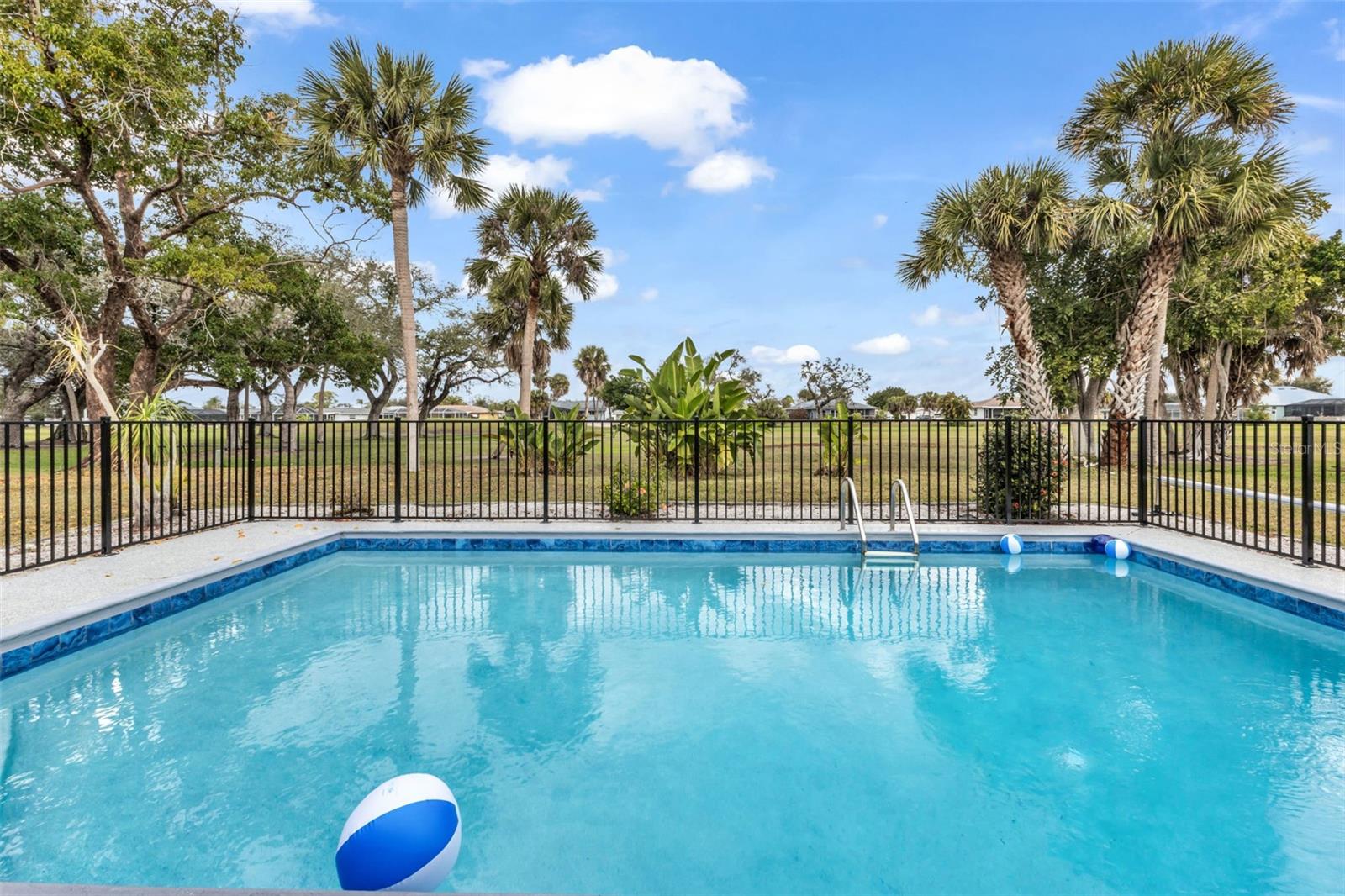 16 OAKLAND HILLS PL, ROTONDA WEST, FL — photo 6