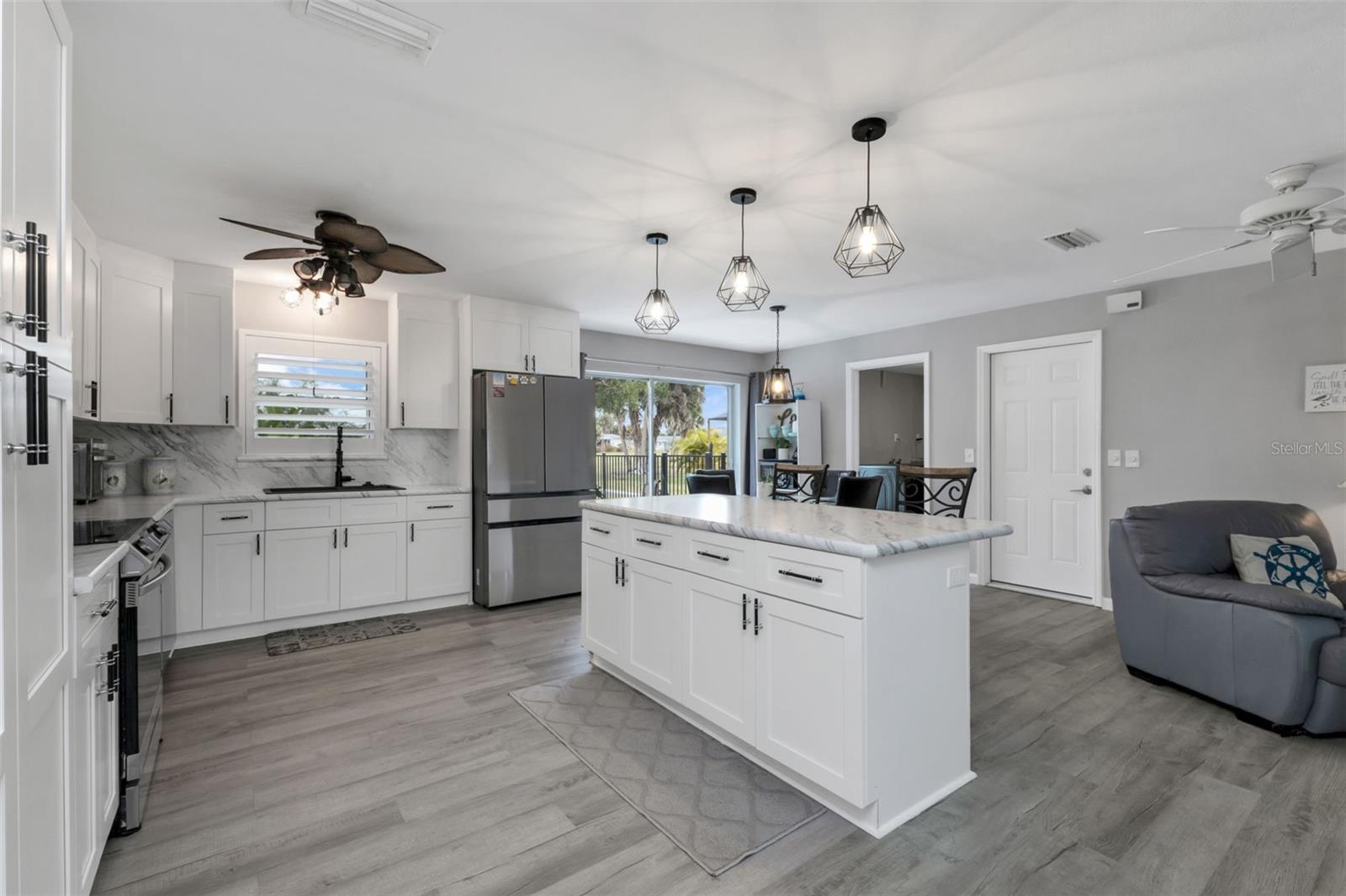 16 OAKLAND HILLS PL, ROTONDA WEST, FL — photo 8