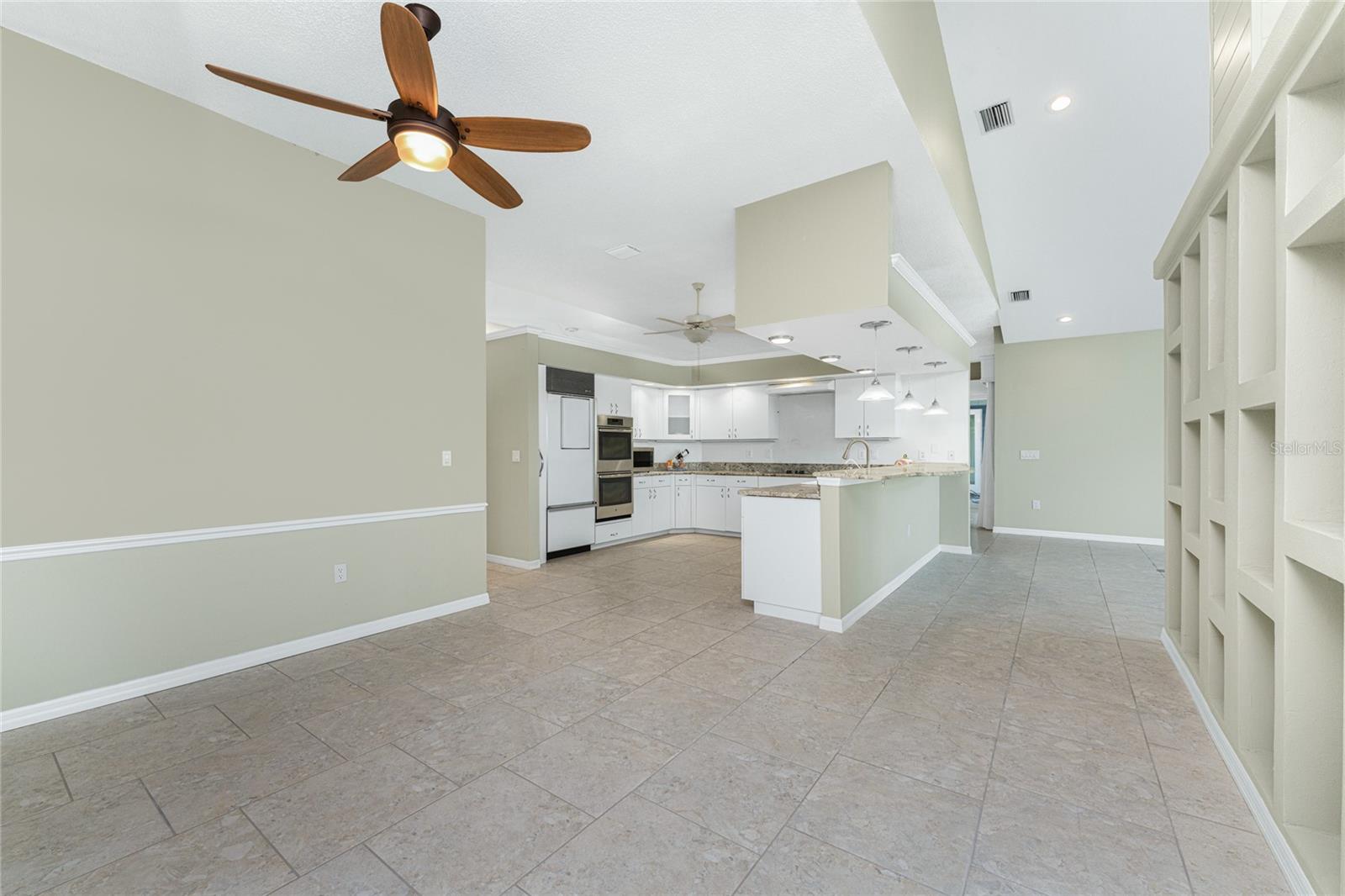 50 SPYGLASS ALY, PLACIDA, FL — photo 16