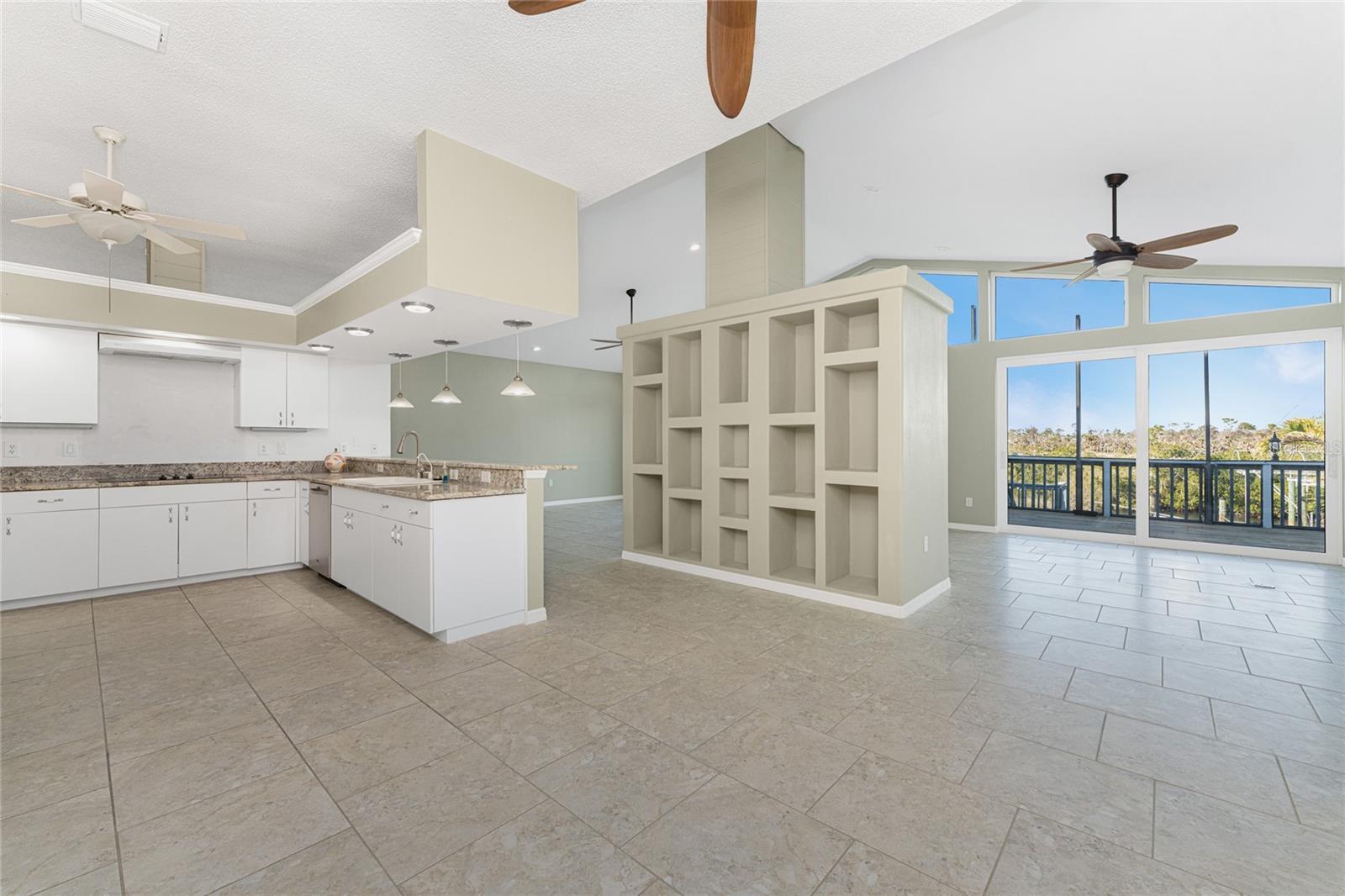 50 SPYGLASS ALY, PLACIDA, FL — photo 17