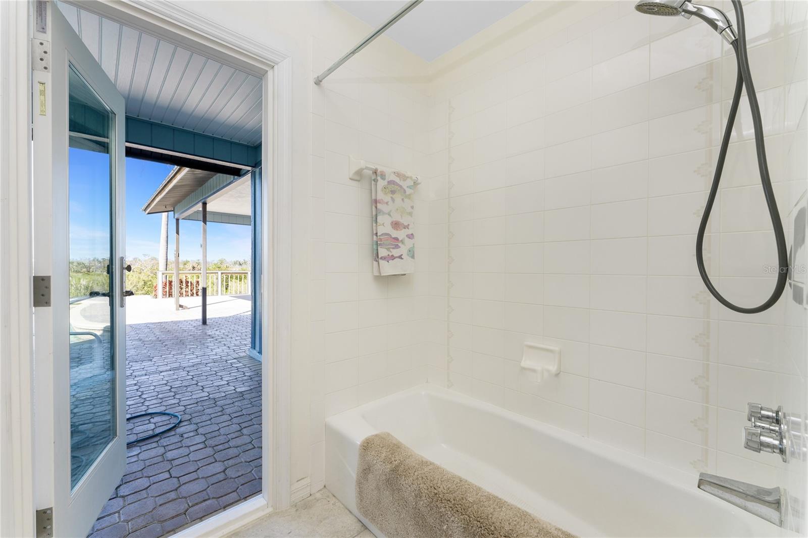 50 SPYGLASS ALY, PLACIDA, FL — photo 42