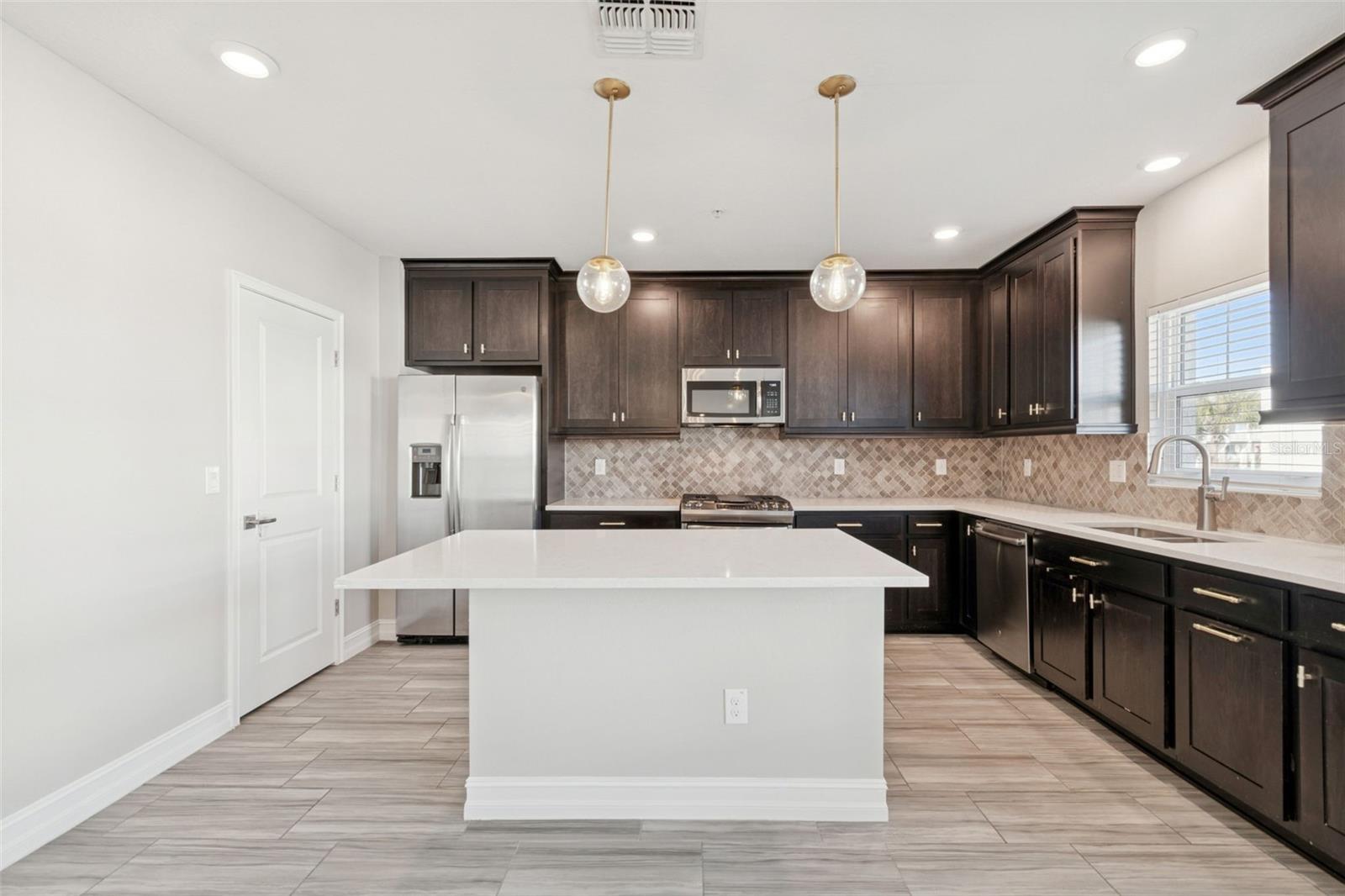 4921 W PAUL AVE #4, TAMPA, FL — photo 23