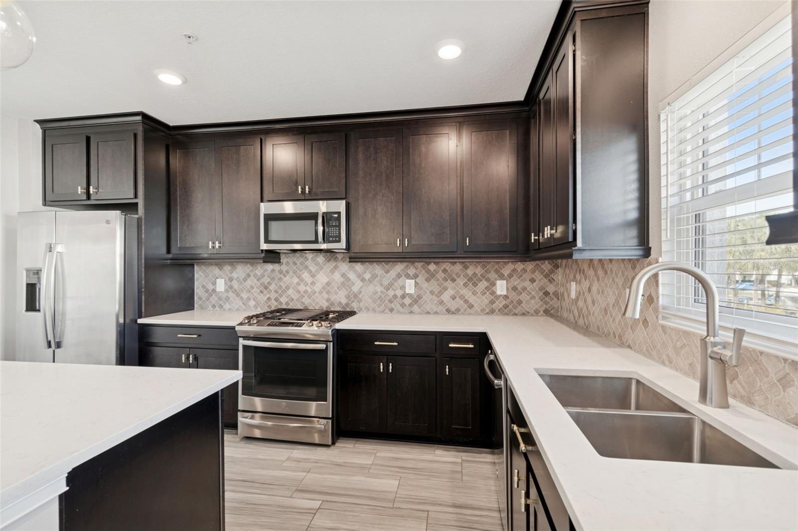 4921 W PAUL AVE #4, TAMPA, FL — photo 32