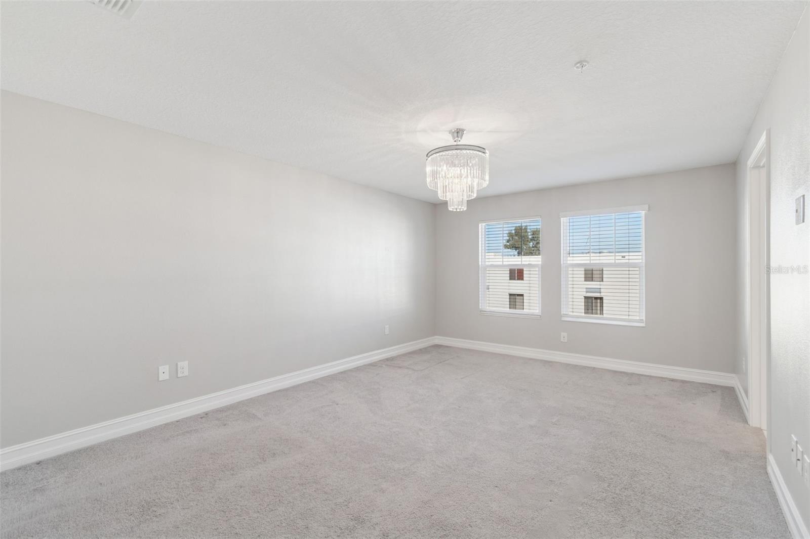 4921 W PAUL AVE #4, TAMPA, FL — photo 37