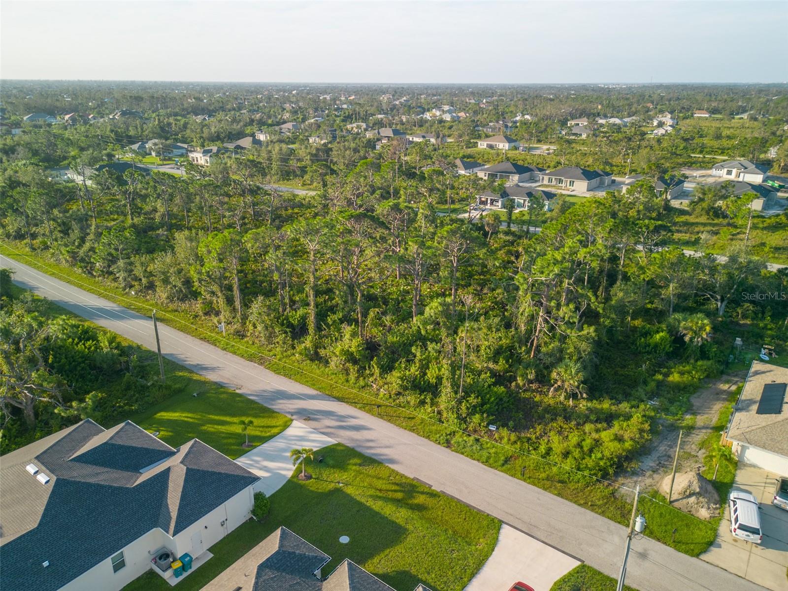 13375 YAGER LN, PORT CHARLOTTE, FL — photo 3