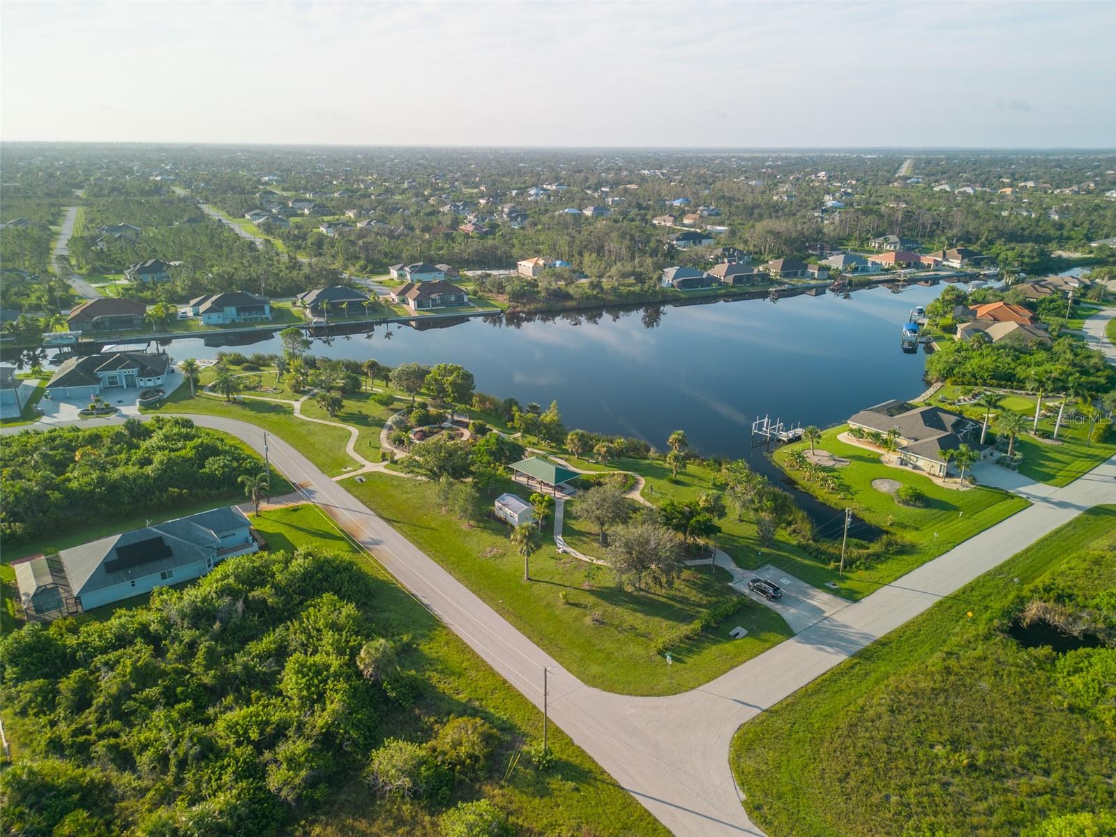 13375 YAGER LN, PORT CHARLOTTE, FL — photo 11