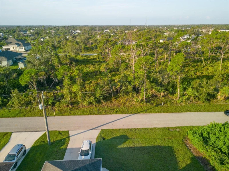 13409 YAGER LN, PORT CHARLOTTE, FL