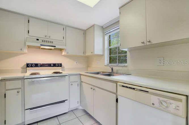 2690 CORAL LANDINGS BLVD #438, PALM HARBOR, FL — photo 9