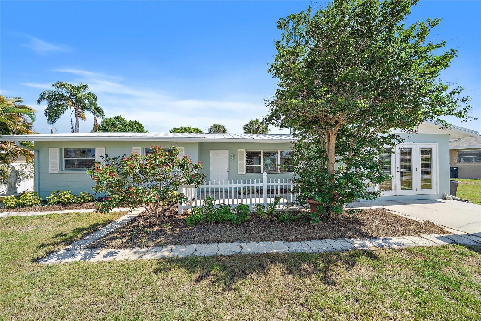 2534 WANETA DR, SARASOTA, FL — photo 24
