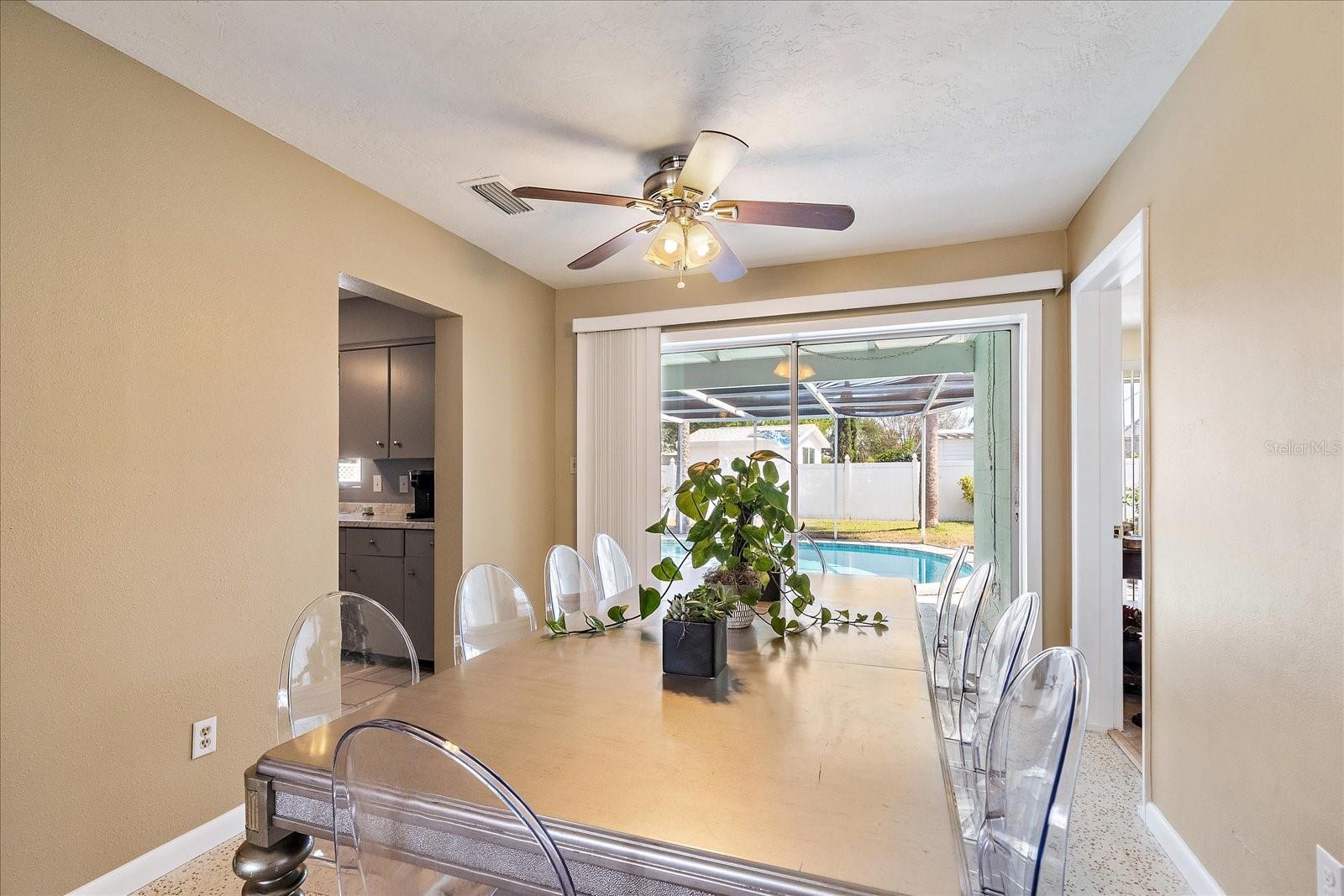 2534 WANETA DR, SARASOTA, FL — photo 8