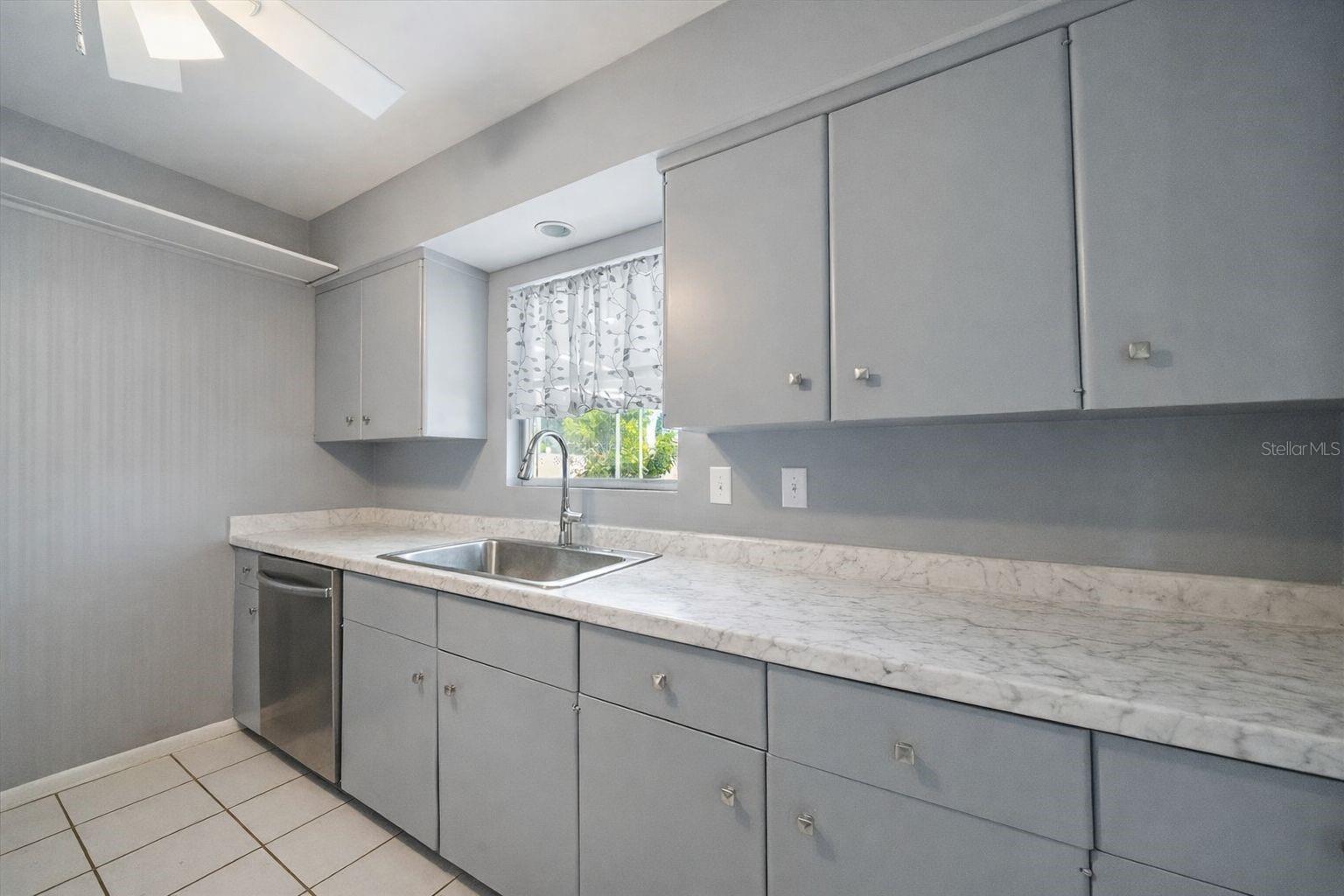 2534 WANETA DR, SARASOTA, FL — photo 11