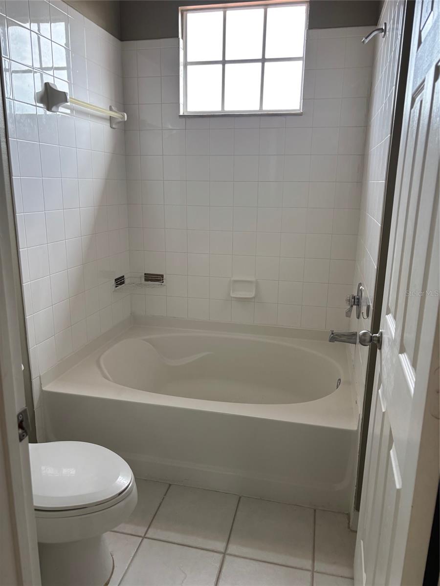 5691 BENTGRASS DR #15-209, SARASOTA, FL — photo 11