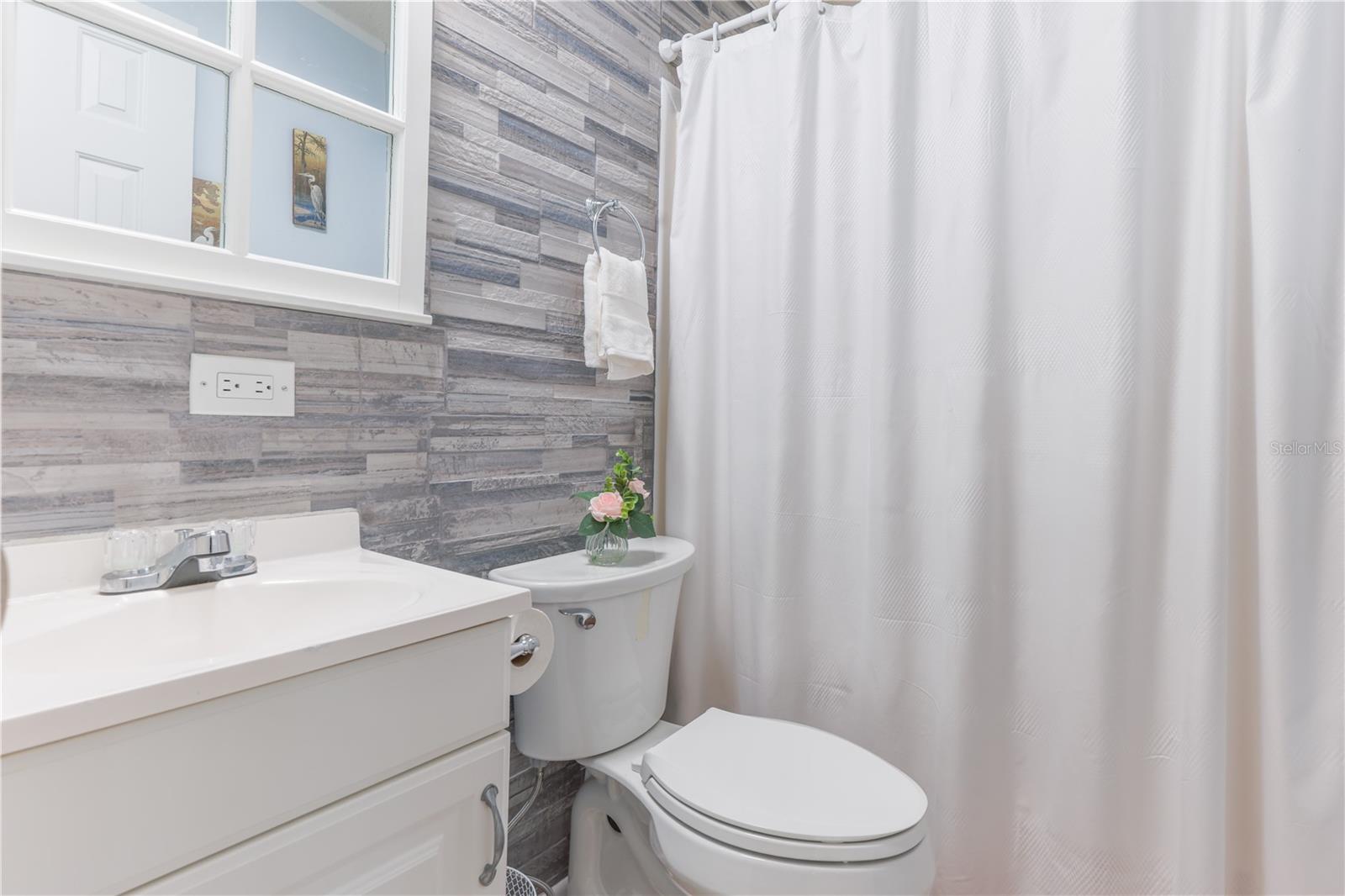 24805 PINE HILL, LEESBURG, FL — photo 18