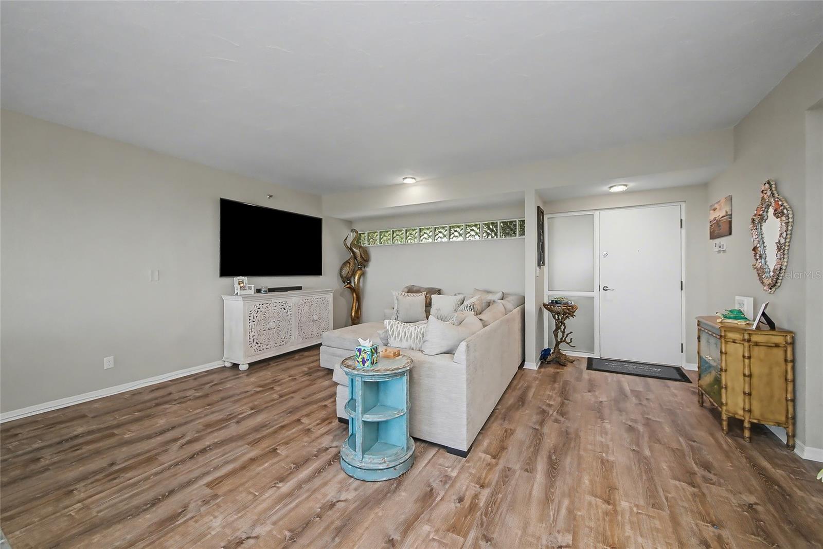 5408 EAGLES POINT CIR #302, SARASOTA, FL — photo 4