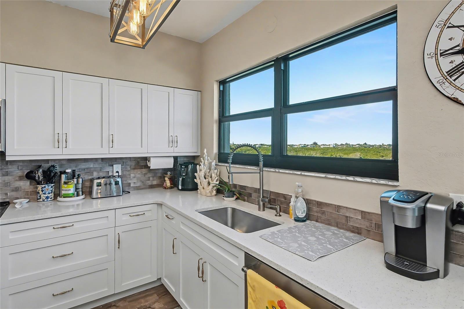 5408 EAGLES POINT CIR #302, SARASOTA, FL — photo 11