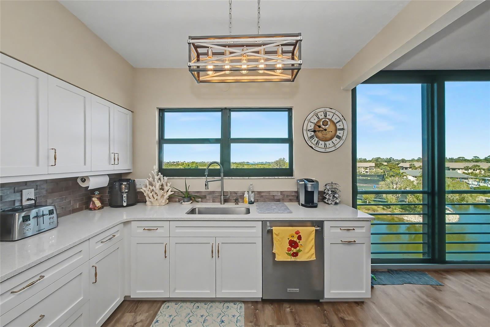 5408 EAGLES POINT CIR #302, SARASOTA, FL — photo 12