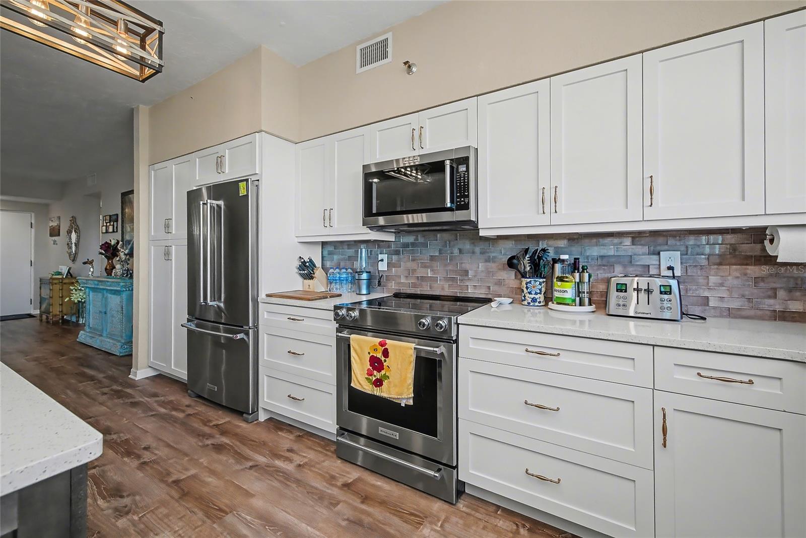 5408 EAGLES POINT CIR #302, SARASOTA, FL — photo 13