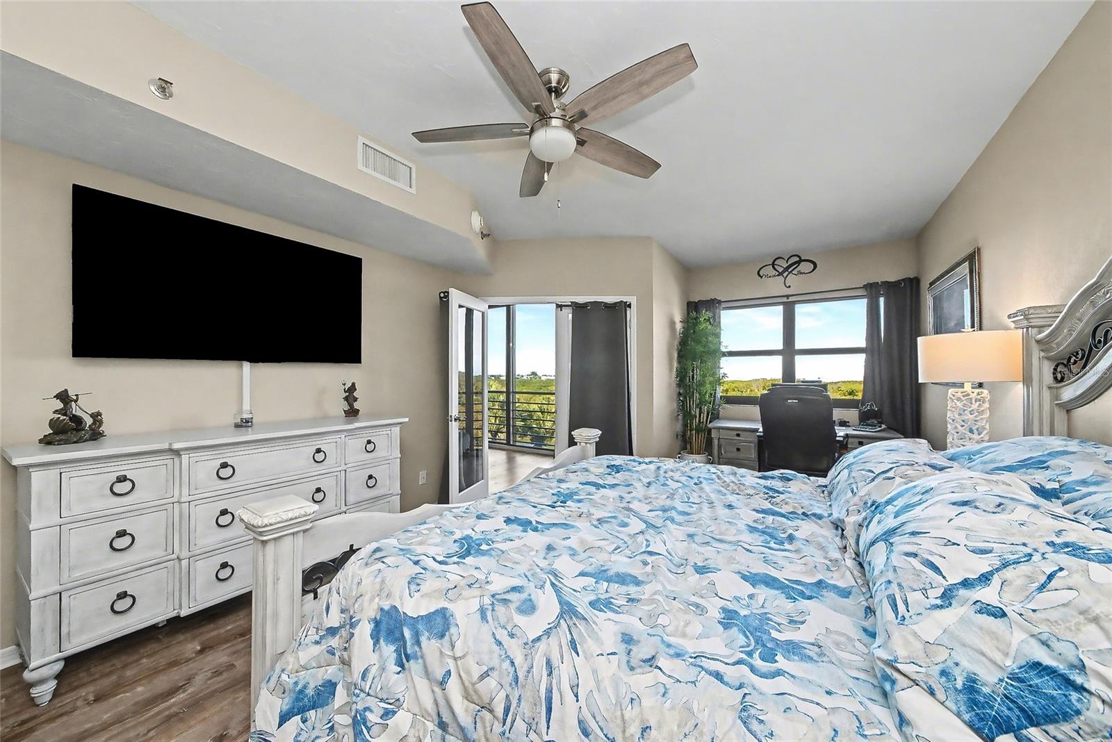 5408 EAGLES POINT CIR #302, SARASOTA, FL — photo 18