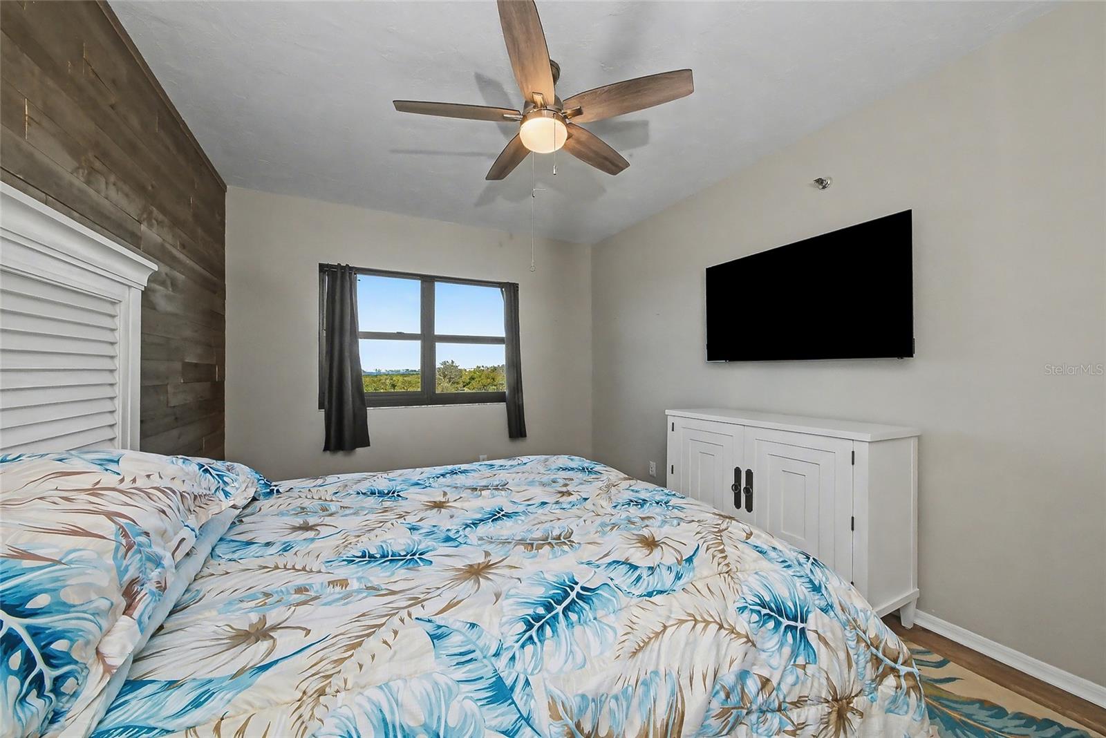 5408 EAGLES POINT CIR #302, SARASOTA, FL — photo 24