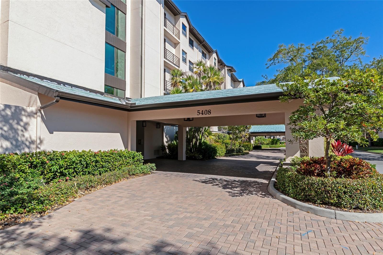 5408 EAGLES POINT CIR #302, SARASOTA, FL — photo 37