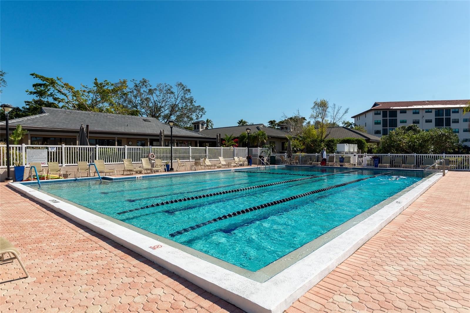 5408 EAGLES POINT CIR #302, SARASOTA, FL — photo 41