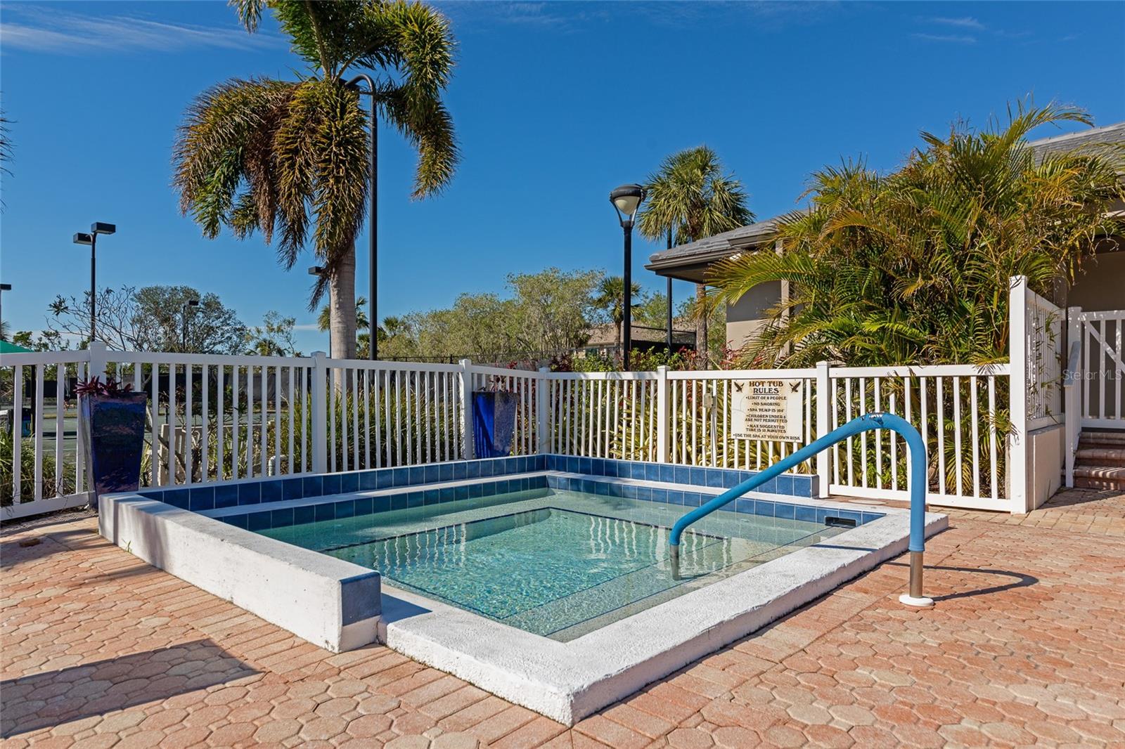 5408 EAGLES POINT CIR #302, SARASOTA, FL — photo 43