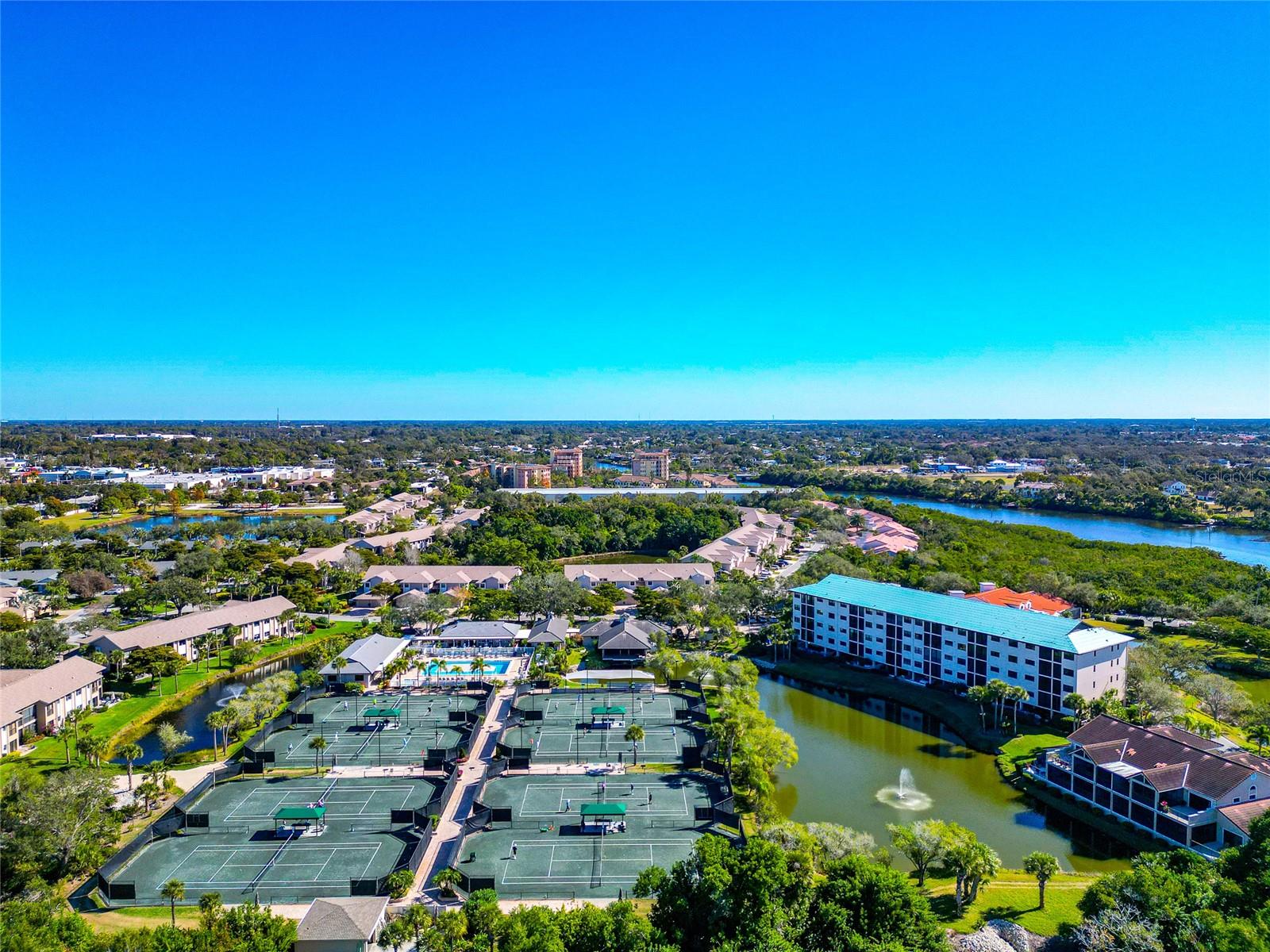 5408 EAGLES POINT CIR #302, SARASOTA, FL — photo 47