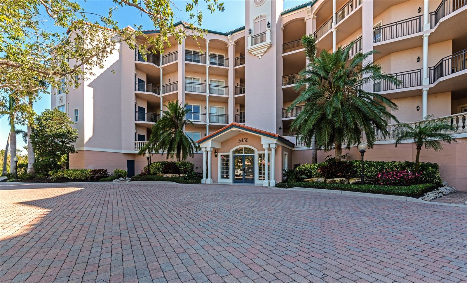 5408 EAGLES POINT CIR #302, SARASOTA, FL — photo 53