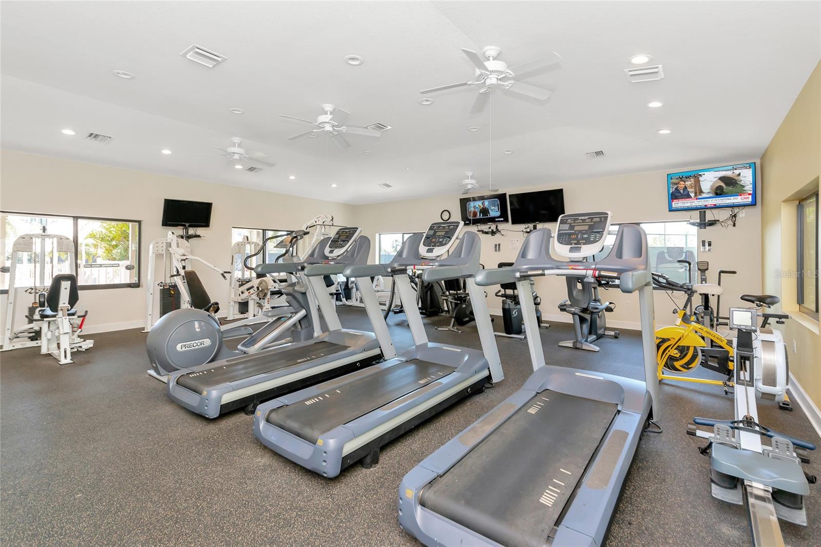 5408 EAGLES POINT CIR #302, SARASOTA, FL — photo 54