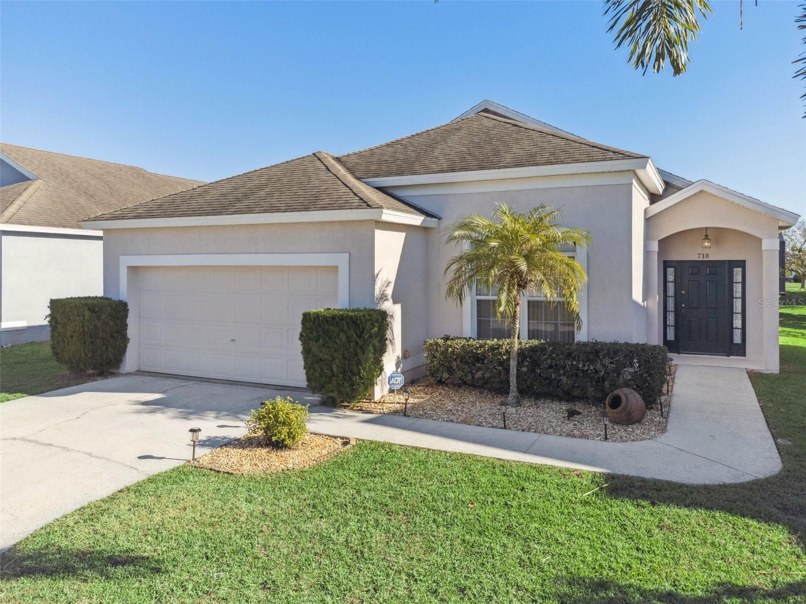 718 CORVINA DR, DAVENPORT, FL — photo 2