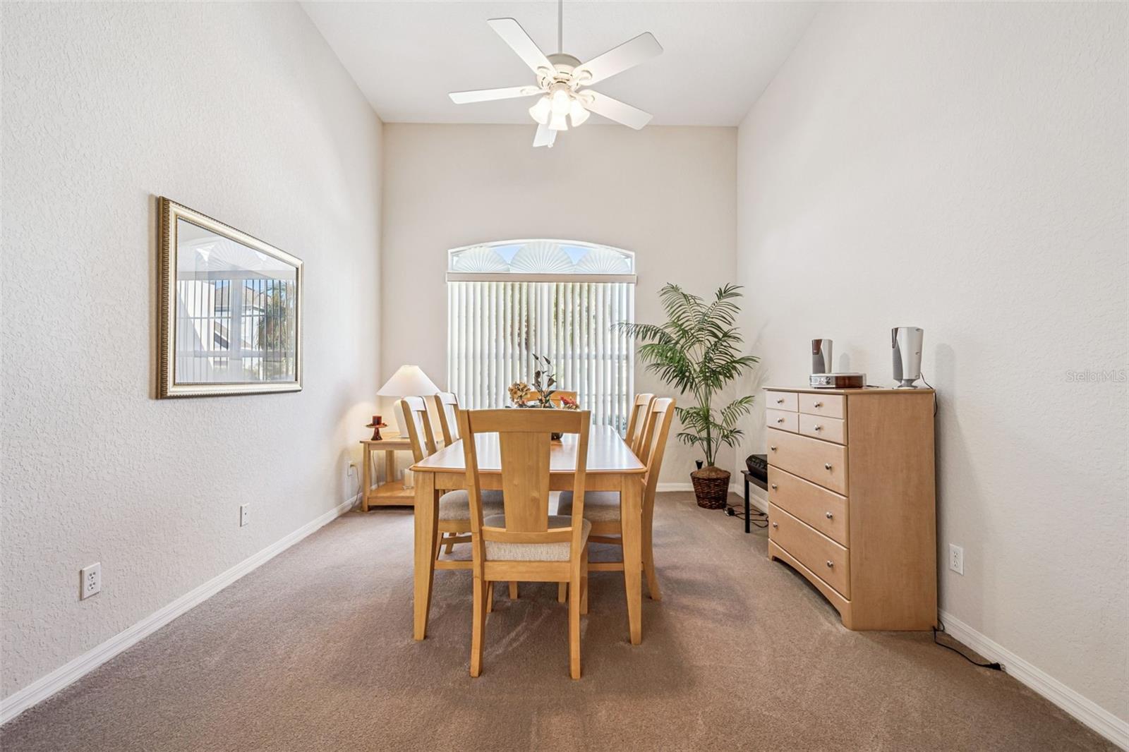 718 CORVINA DR, DAVENPORT, FL — photo 3