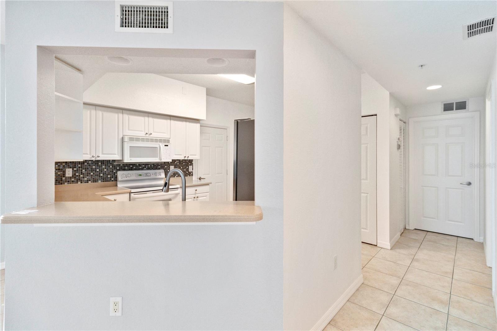 6351 BAY CEDAR LN, BRADENTON, FL — photo 6