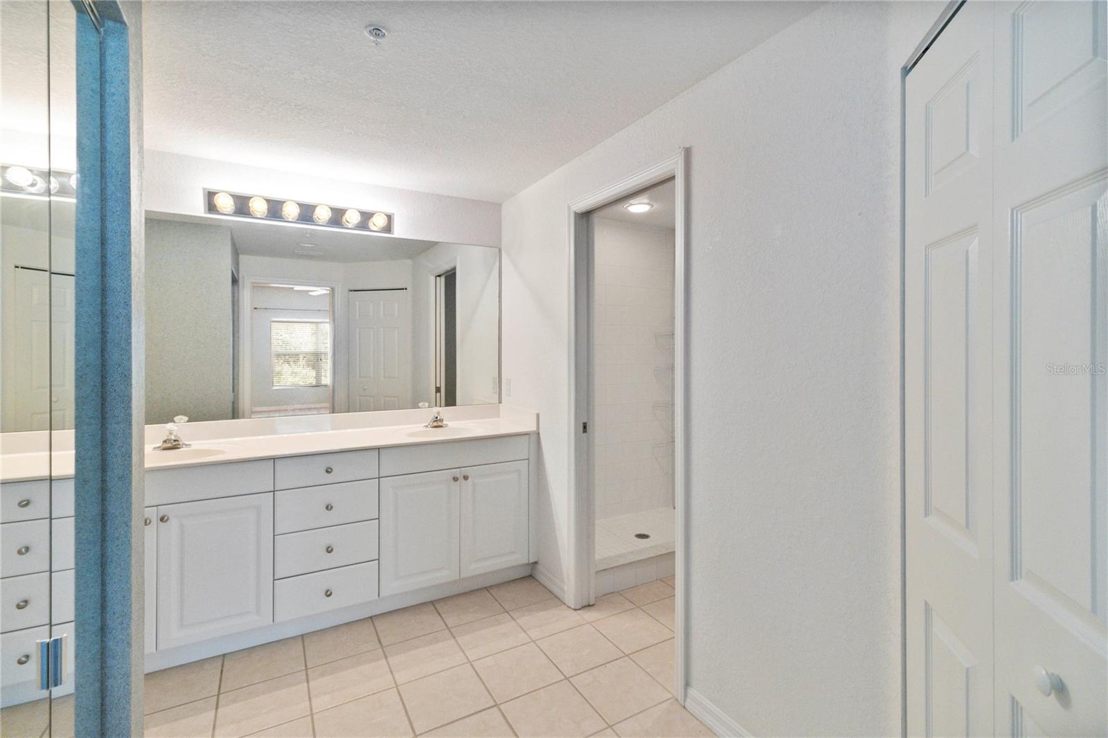 6351 BAY CEDAR LN, BRADENTON, FL — photo 15