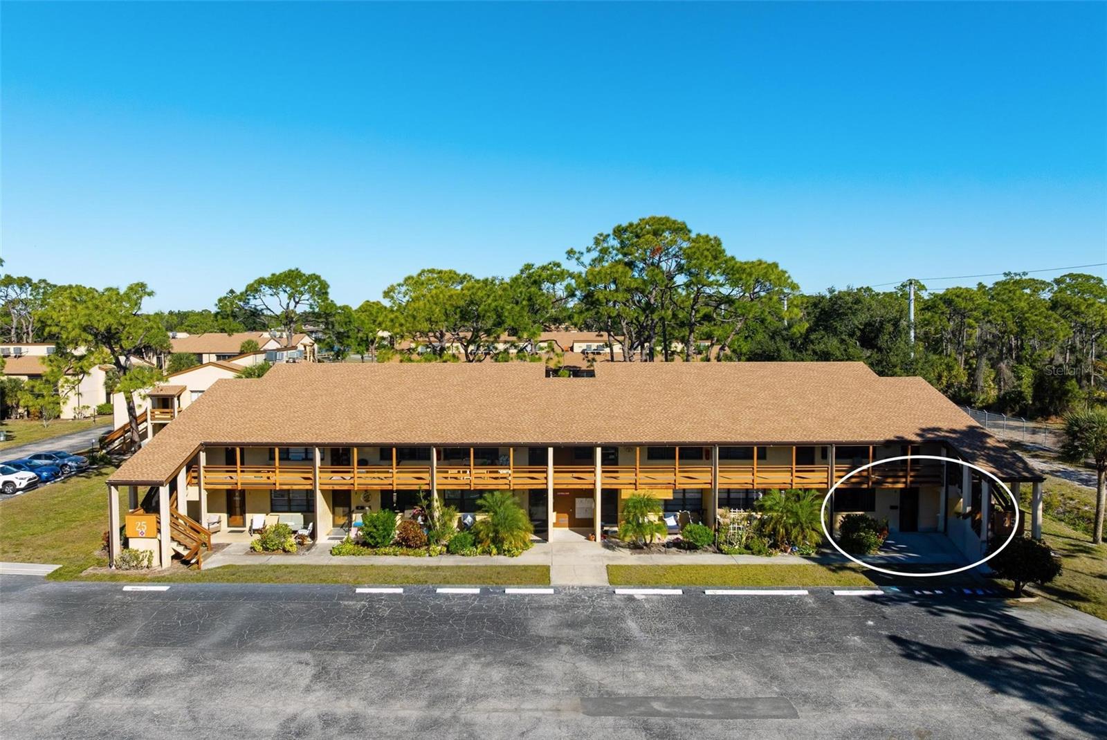 25 QUAILS RUN BLVD #6, ENGLEWOOD, FL — photo 2