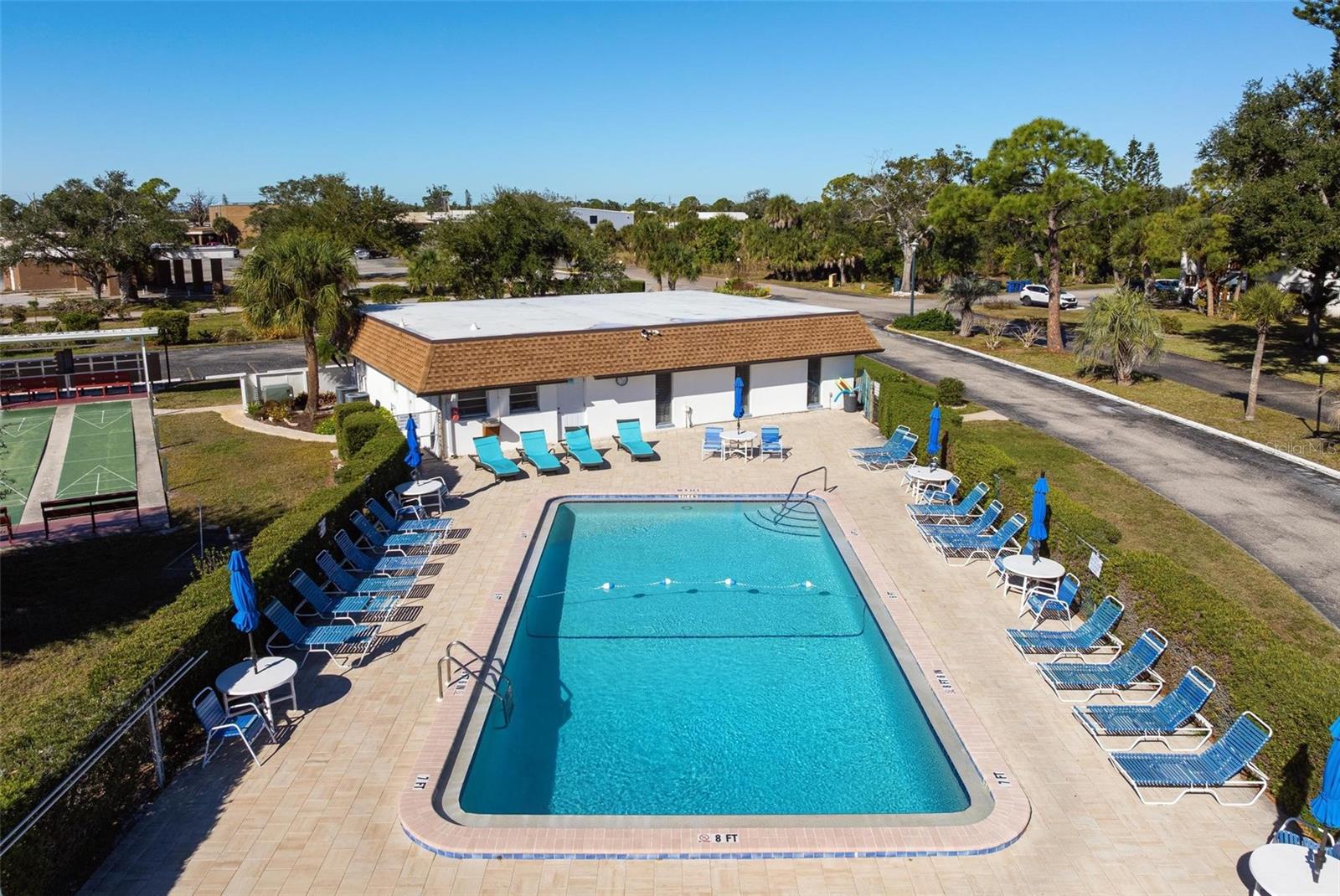 25 QUAILS RUN BLVD #6, ENGLEWOOD, FL — photo 30