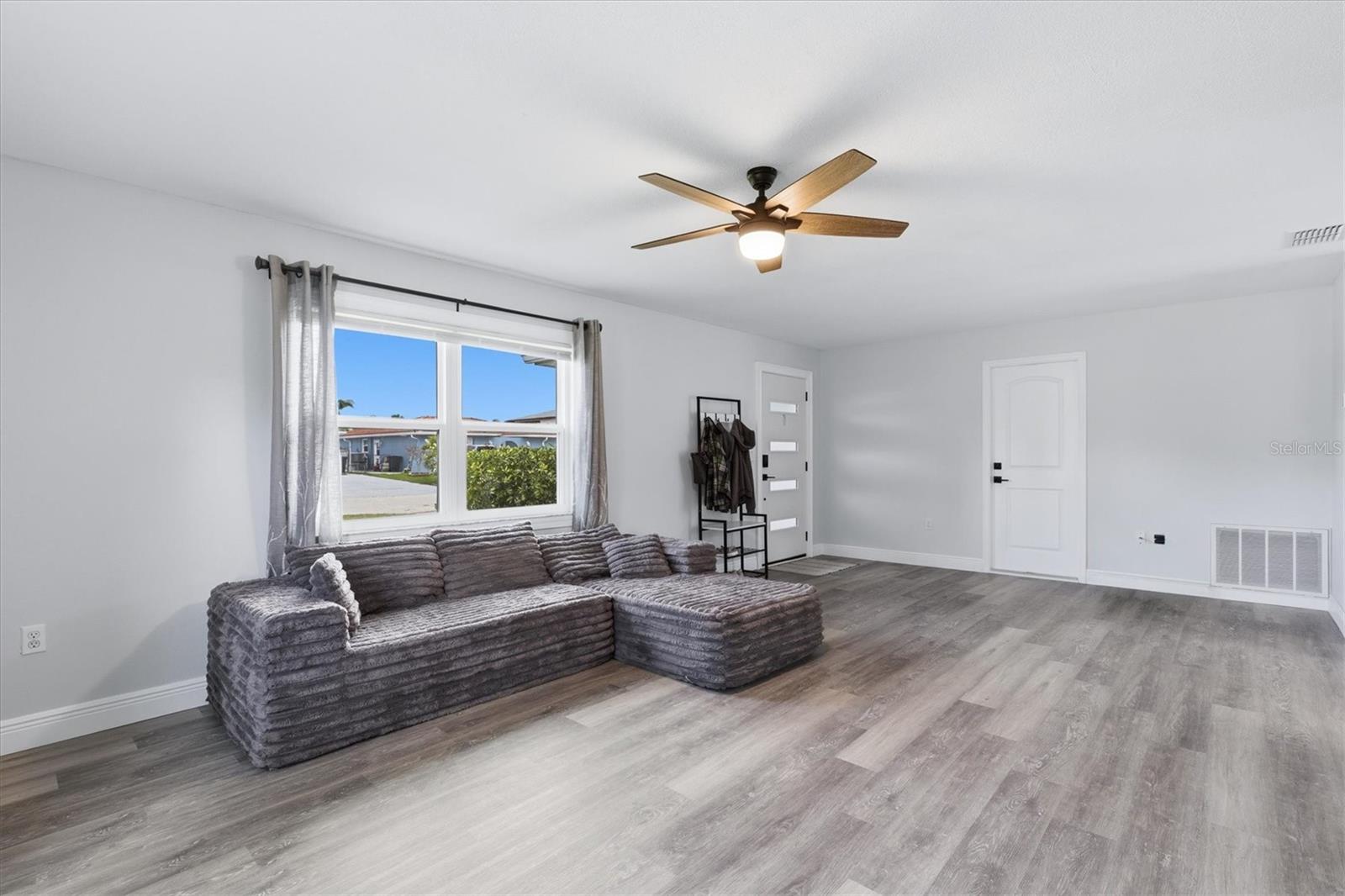 7034 SOUTHWIND DR, HUDSON, FL — photo 15