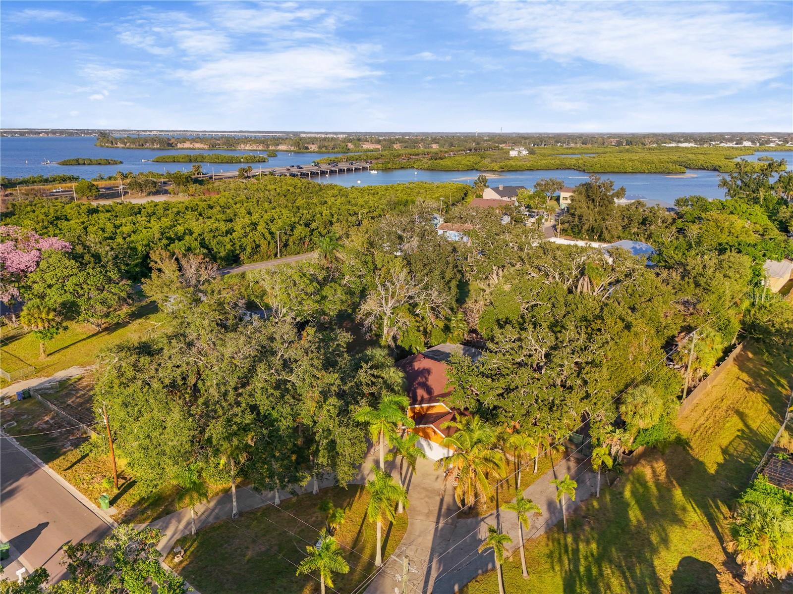 619 29TH ST E, BRADENTON, FL — photo 39