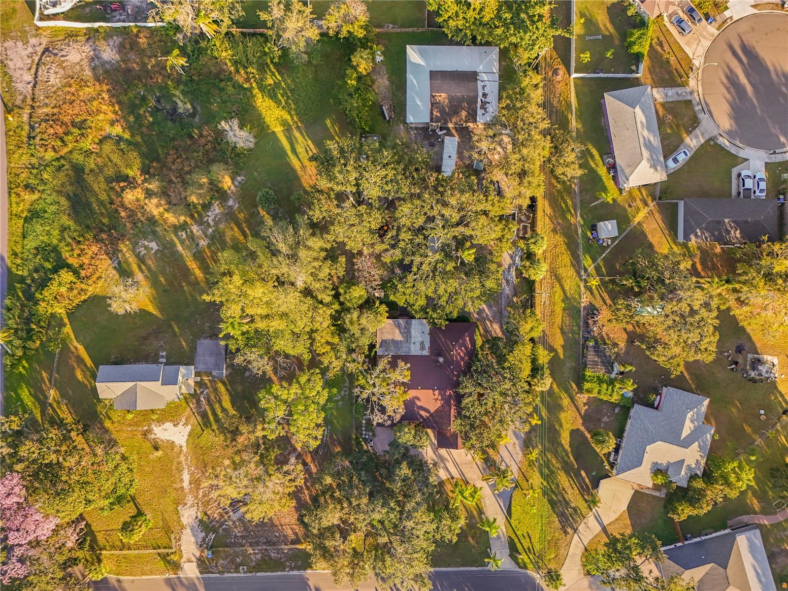 619 29TH ST E, BRADENTON, FL — photo 40