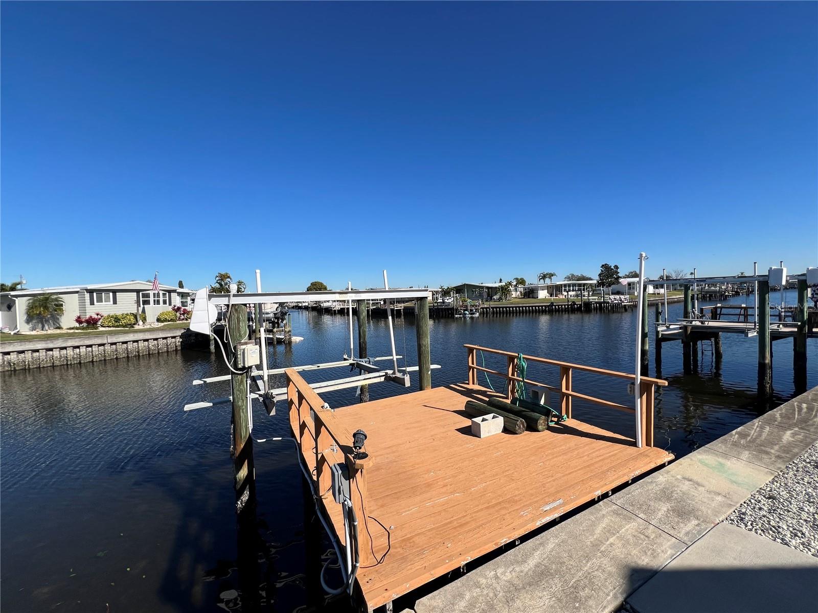 217 MOUNT ISLE AVE NE #197, ST PETERSBURG, FL — photo 11