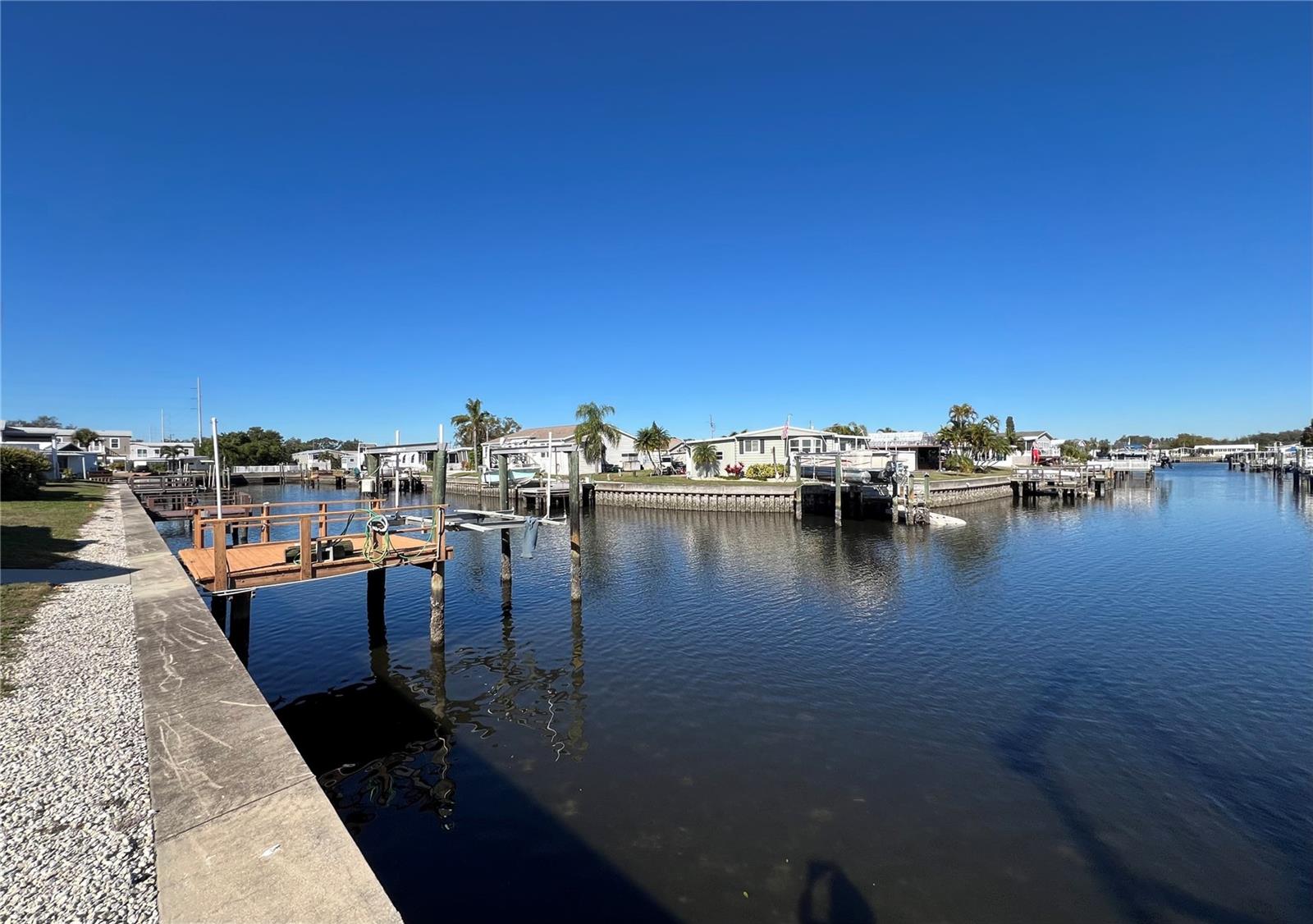 217 MOUNT ISLE AVE NE #197, ST PETERSBURG, FL — photo 14
