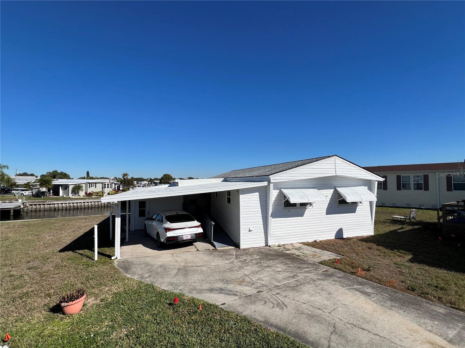 217 MOUNT ISLE AVE NE #197, ST PETERSBURG, FL — photo 39