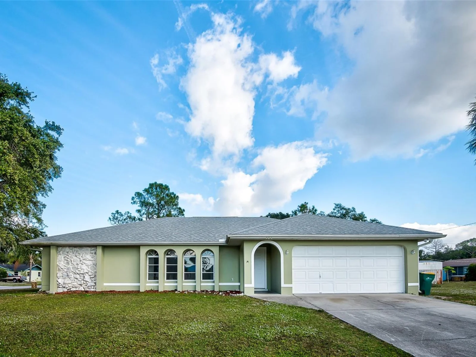 504 VANNELL ST, PORT CHARLOTTE, FL — photo 2