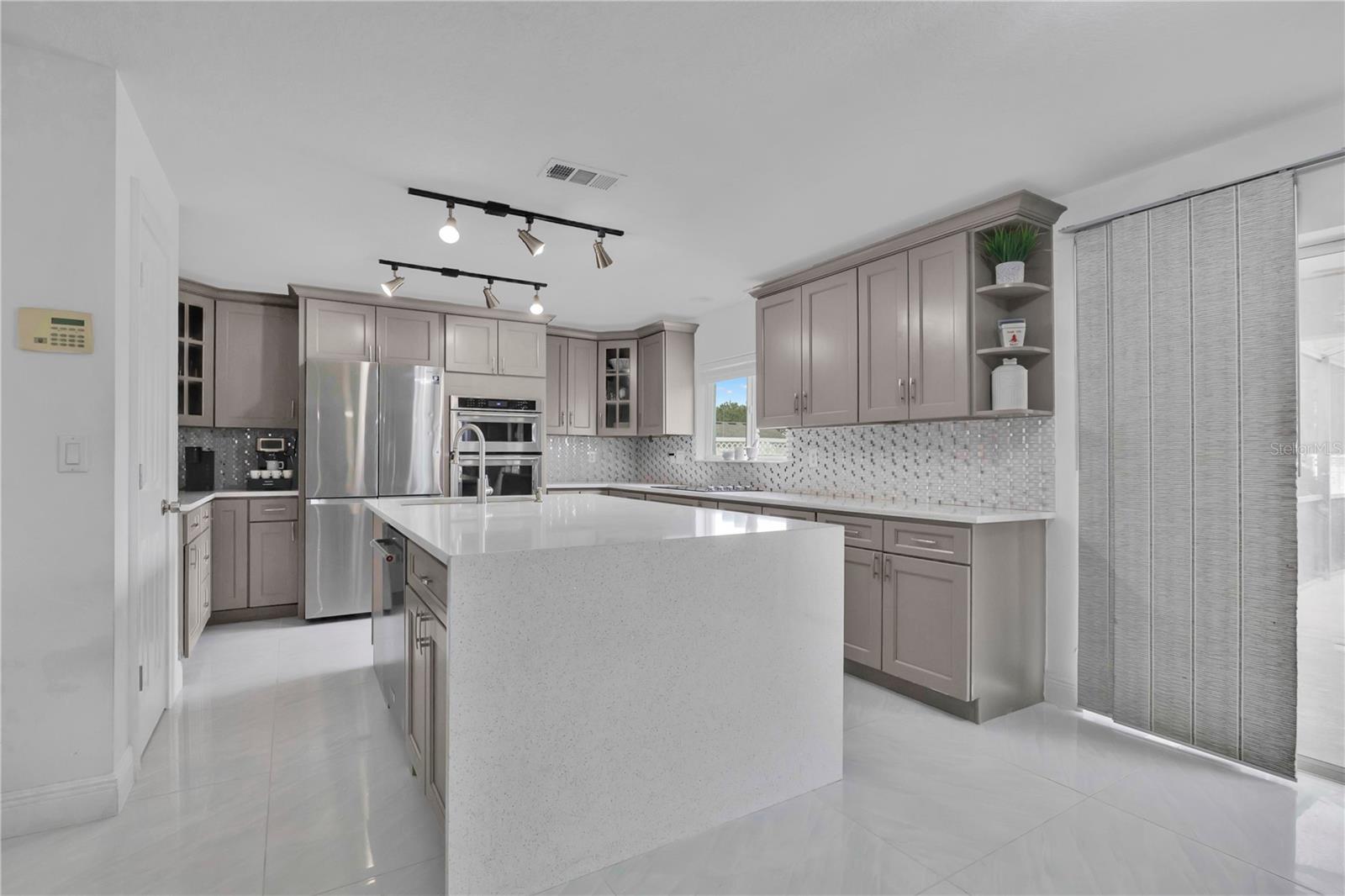 3064 TOBAGO AVE, CLERMONT, FL — photo 15