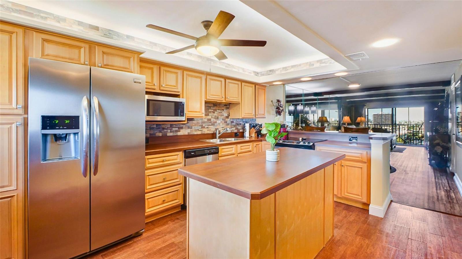 7150 SUNSET #903E, ST PETE BEACH, FL — photo 4
