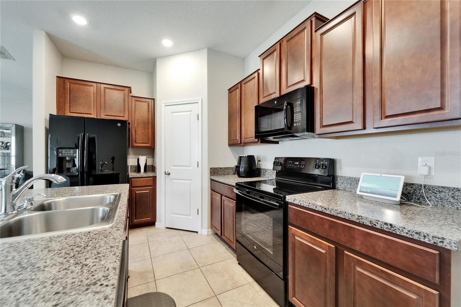 10119 ROSE PETAL PL, RIVERVIEW, FL — photo 9
