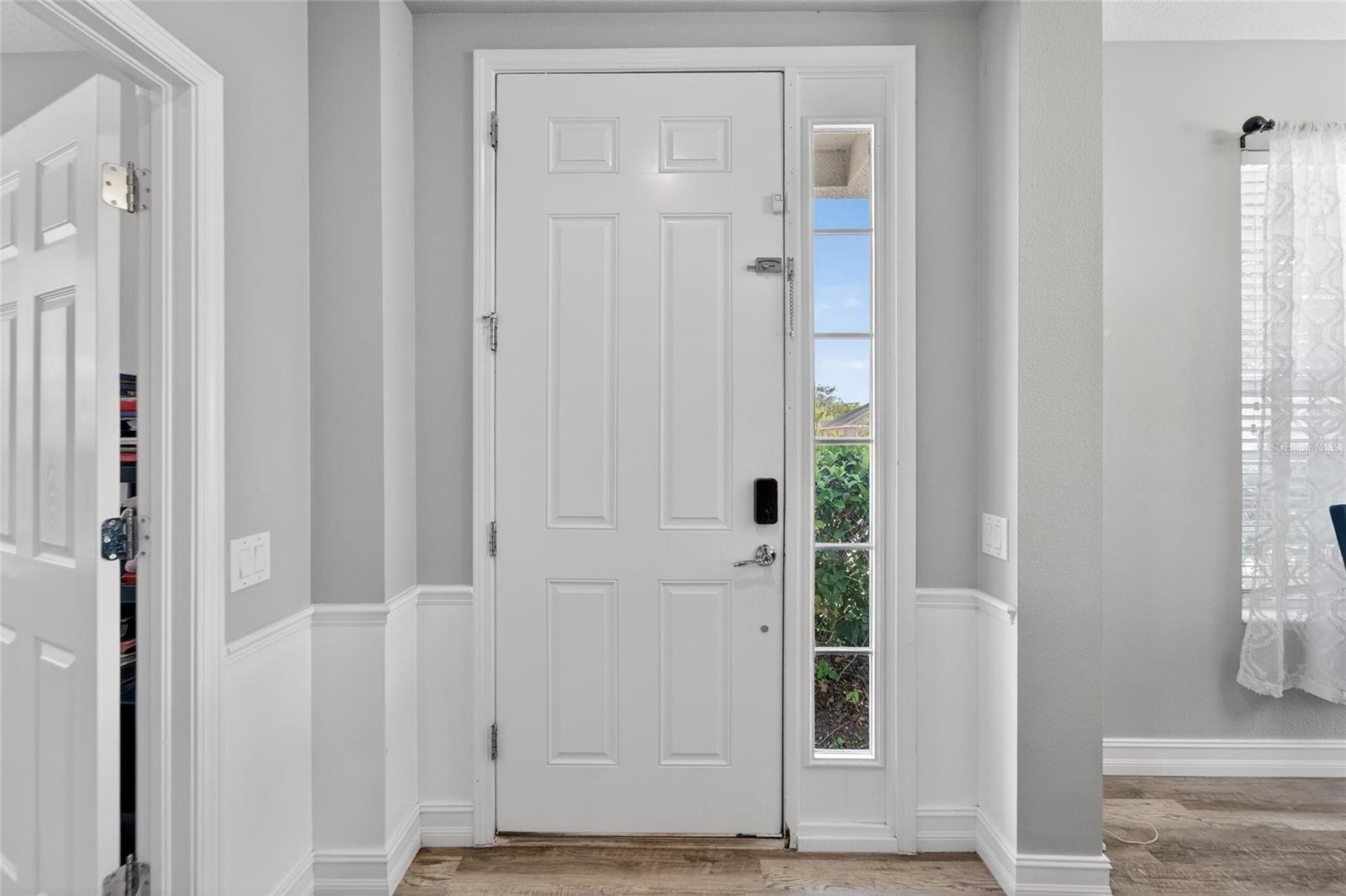 13701 CREST LAKE DR, HUDSON, FL — photo 2
