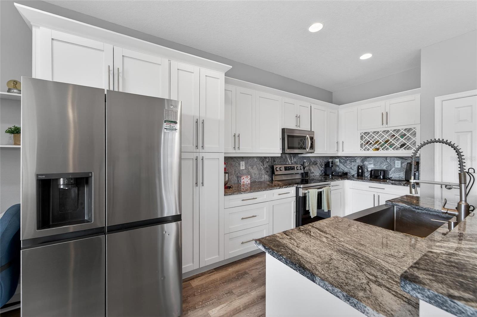 13701 CREST LAKE DR, HUDSON, FL — photo 15