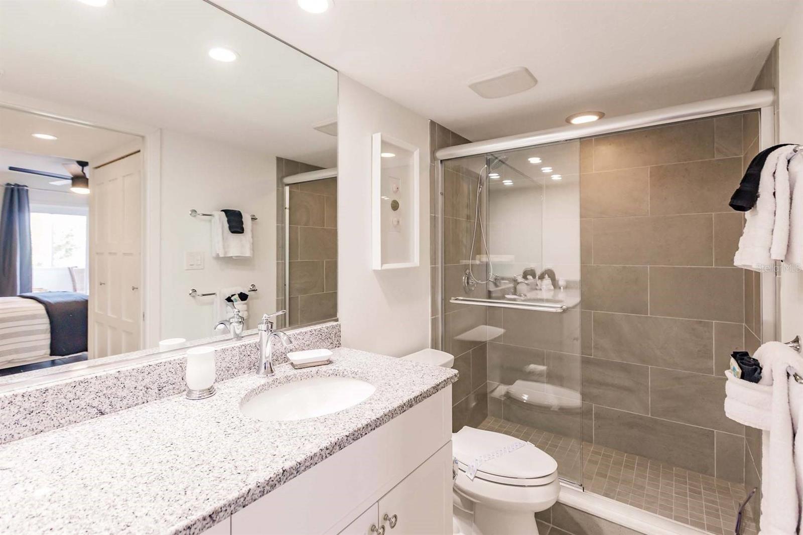 1125 W PEPPERTREE DR #407, SARASOTA, FL — photo 13