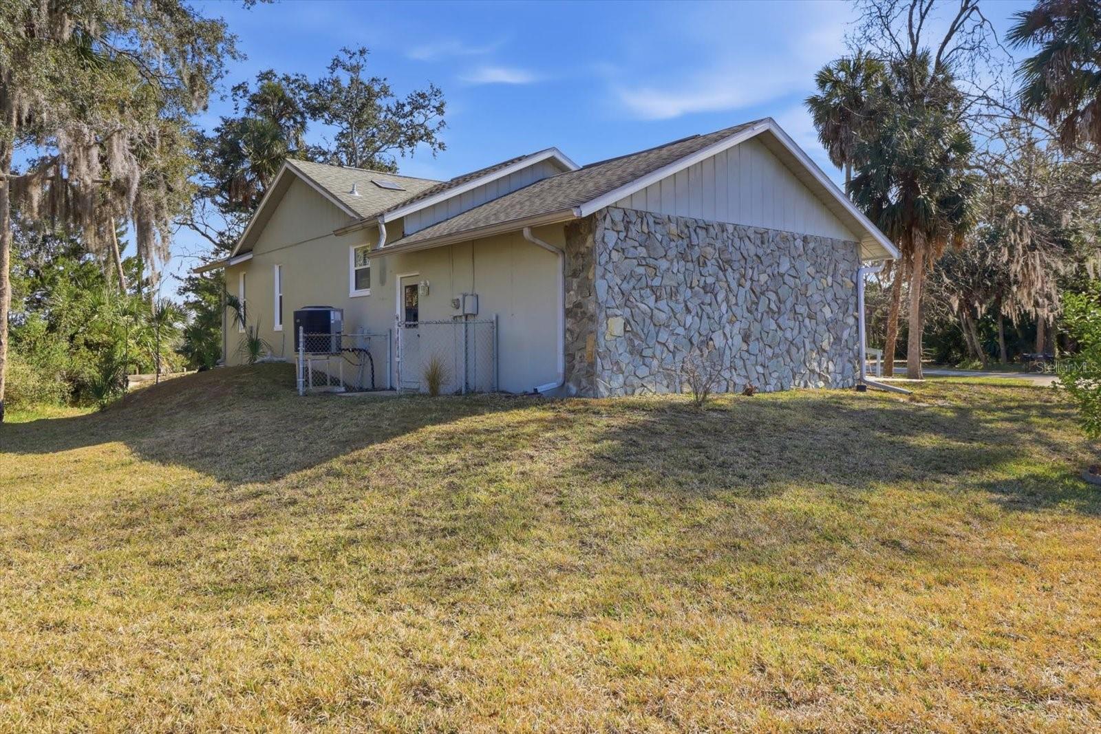 4601 S GATOR LOOP, HOMOSASSA, FL — photo 36