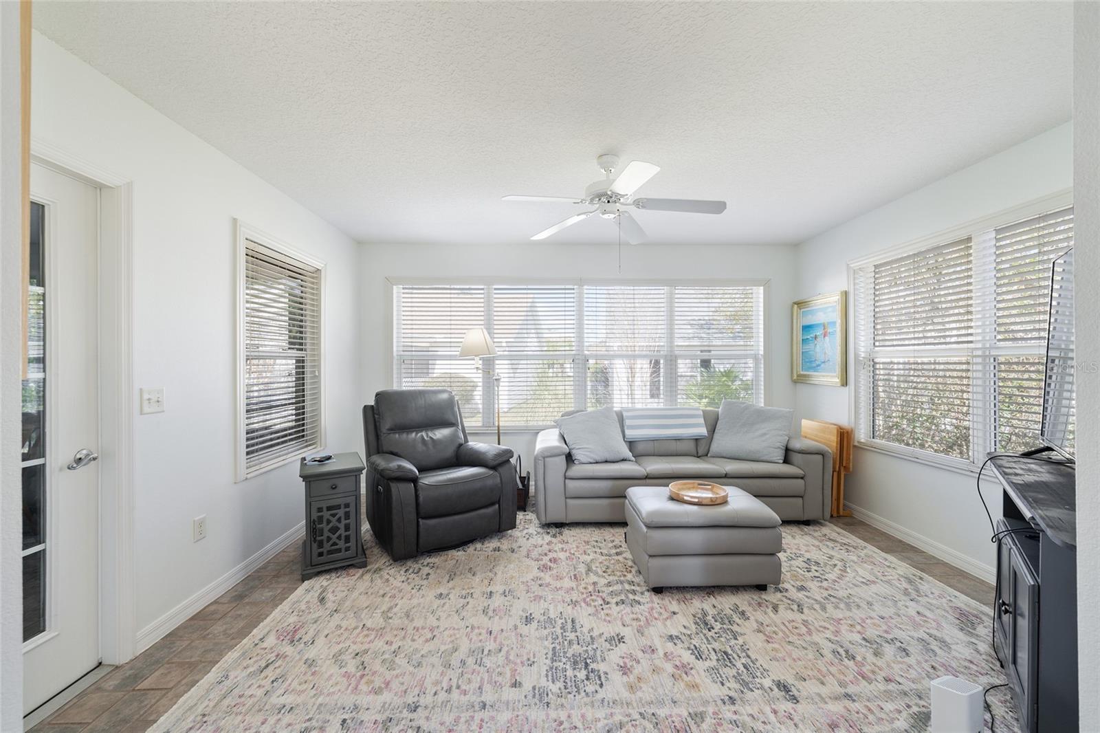 3073 RIVERDALE RD, THE VILLAGES, FL — photo 13